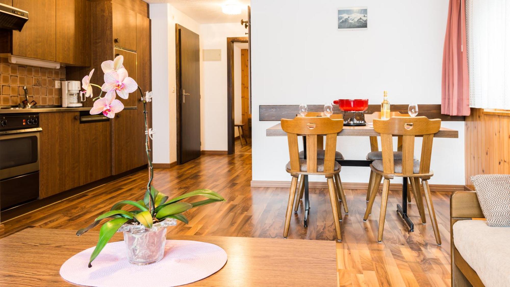 Haus Alba Apartment Saas-Almagell ห้อง รูปภาพ