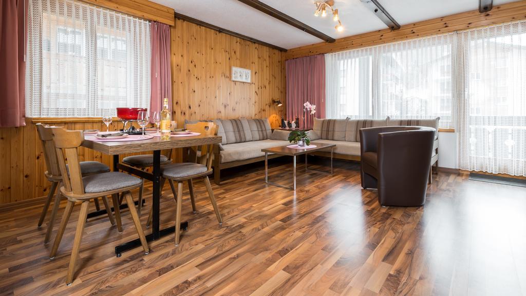 Haus Alba Apartment Saas-Almagell ห้อง รูปภาพ
