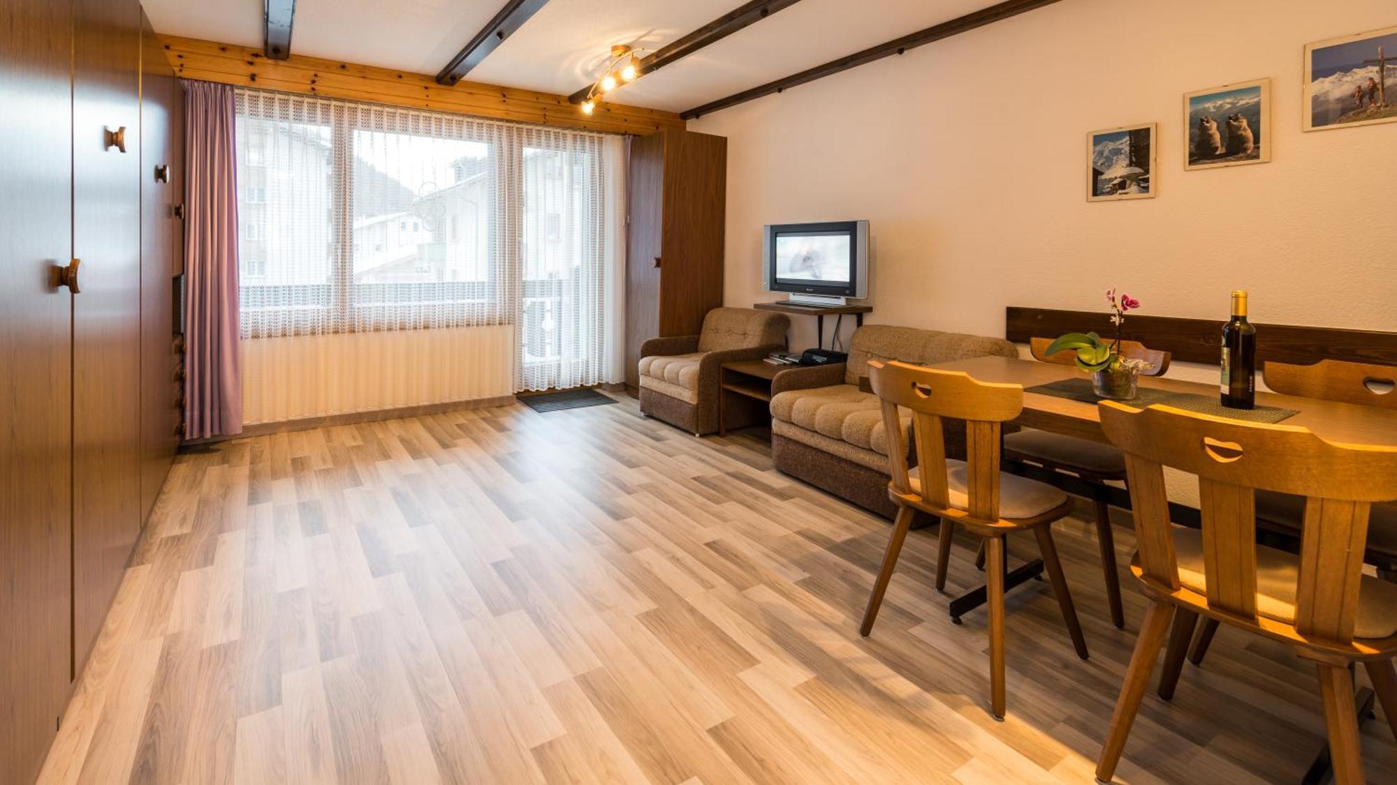 Haus Alba Apartment Saas-Almagell ภายนอก รูปภาพ